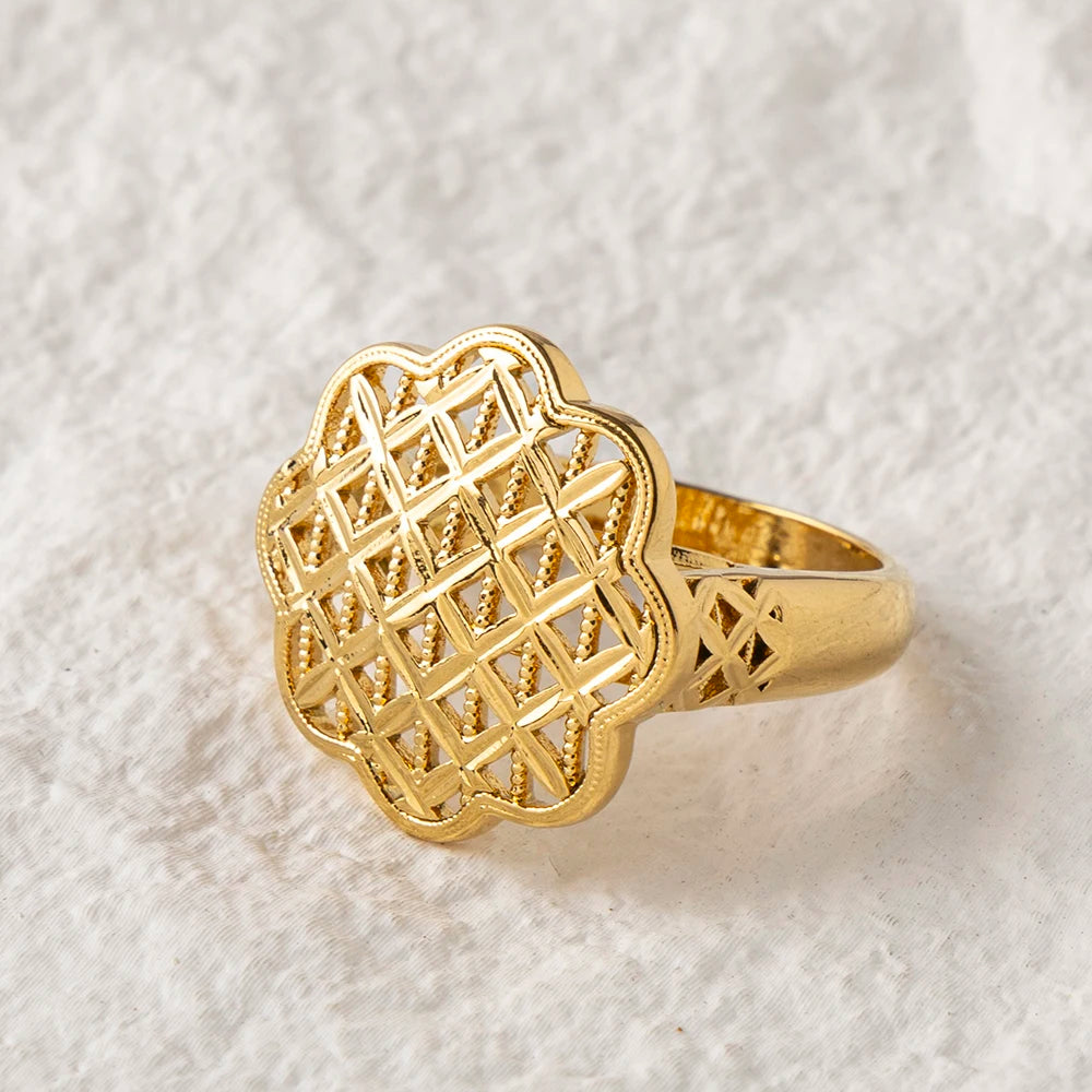 Sultana – Bague Dorée 18K Ciselée Style Ottoman Zircon | FancyFez