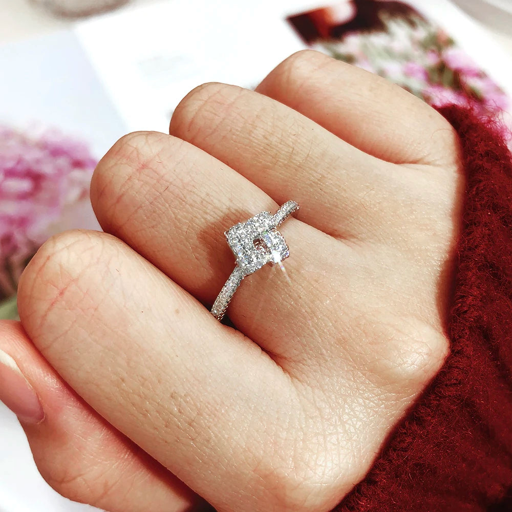 Rania – Bague Fine Minimaliste Zircon Pavé Plaqué Or 14K Empilable | FancyFez