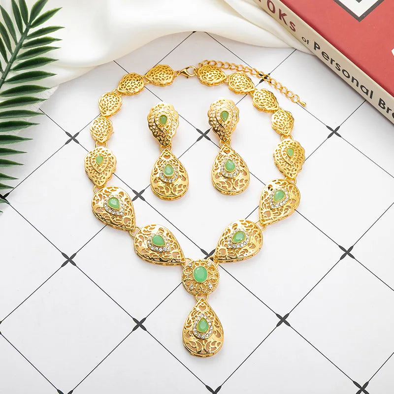 Yasmine – Parure 3 Pièces Collier Pendentif Goutte Verte Dorée | FancyFez