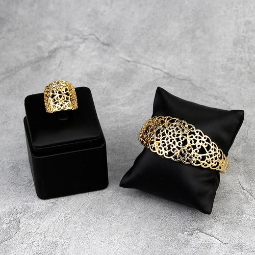 Kenza – Bracelet Manchette & Bague Dorée Ajourée Style Marocain | FancyFez