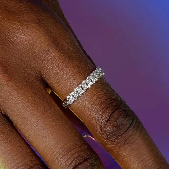 Rania – Bague Fine Minimaliste Zircon Pavé Plaqué Or 14K Empilable | FancyFez