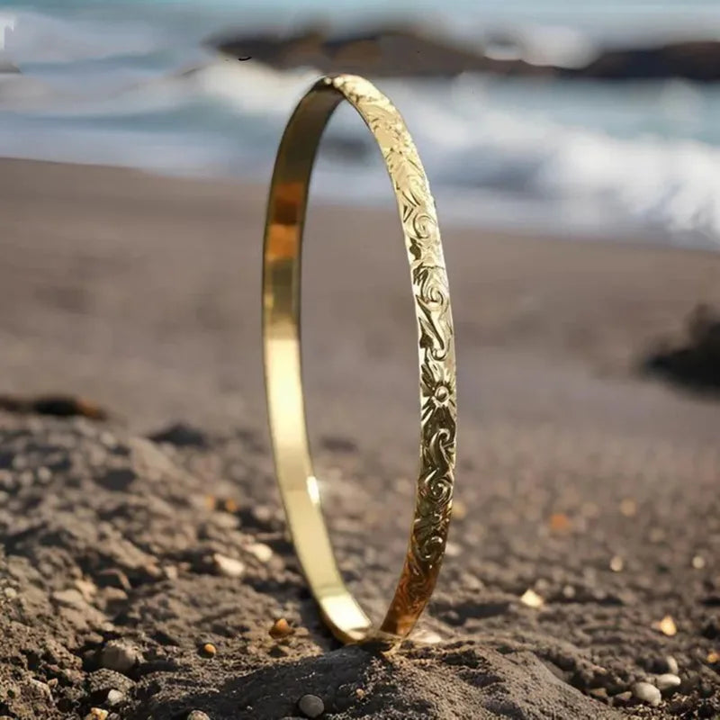 Nour – Bracelet Jonc Doré 14K Gravé Motifs Floraux Vintage | FancyFez