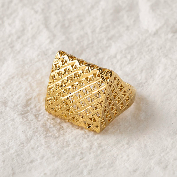 Sultana – Bague Dorée 18K Ciselée Style Ottoman Zircon | FancyFez